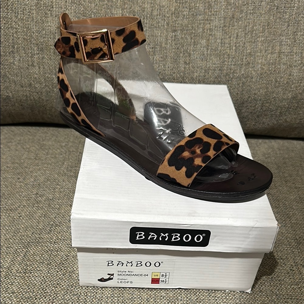 Bamboo Women's Leopard Print Sandals